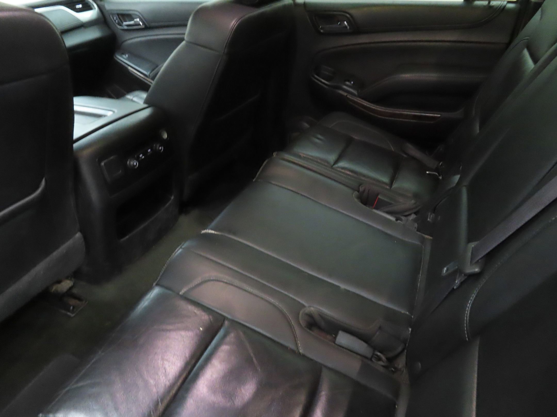 Used 2017 Chevrolet Suburban LT AWD/4WD image 18