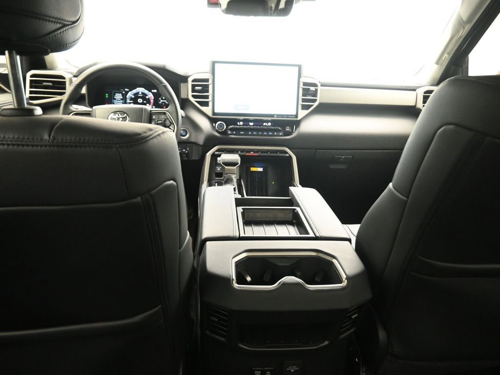 Used 2024 Toyota Tundra Limited image 13
