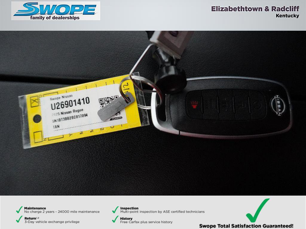 Used 2025 Nissan Rogue SV AWD/4WD image 29