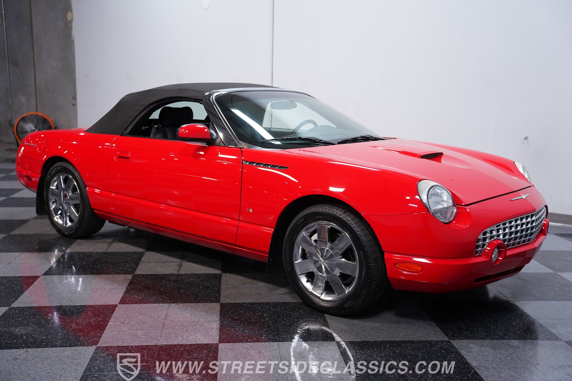 Used 2003 Ford Thunderbird RWD image 13