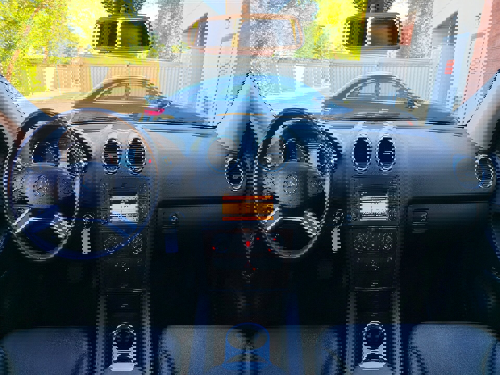 Used 2010 Mercedes-Benz ML 350 2WD image 17