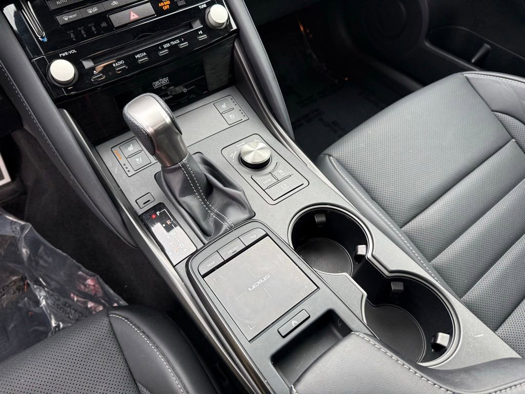 Used 2023 Lexus IS 350 F Sport AWD/4WD image 13