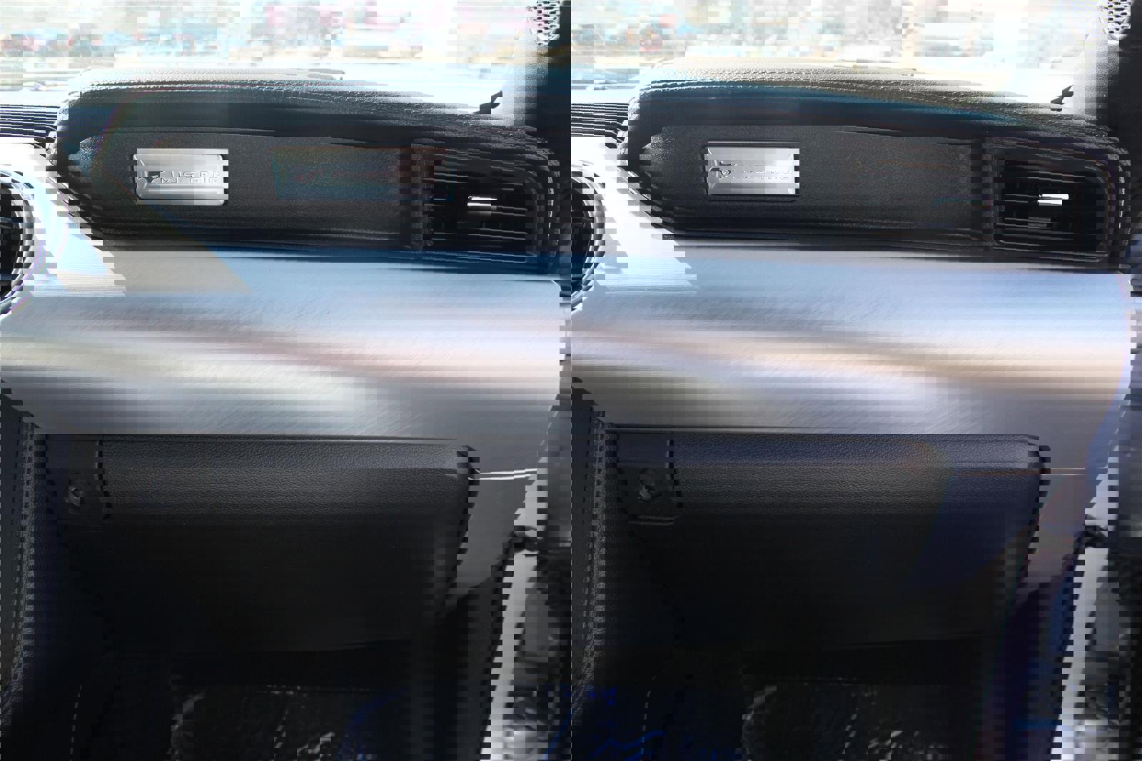 Used 2019 Ford Mustang Premium image 40