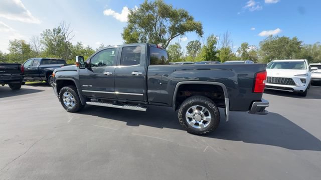 Certified 2018 GMC Sierra 2500 SLT w/ Snow Plow Prep Package AWD/4WD image 6