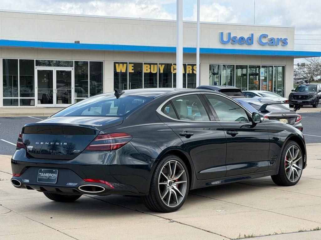 Used 2025 Genesis G70 2.5T image 5