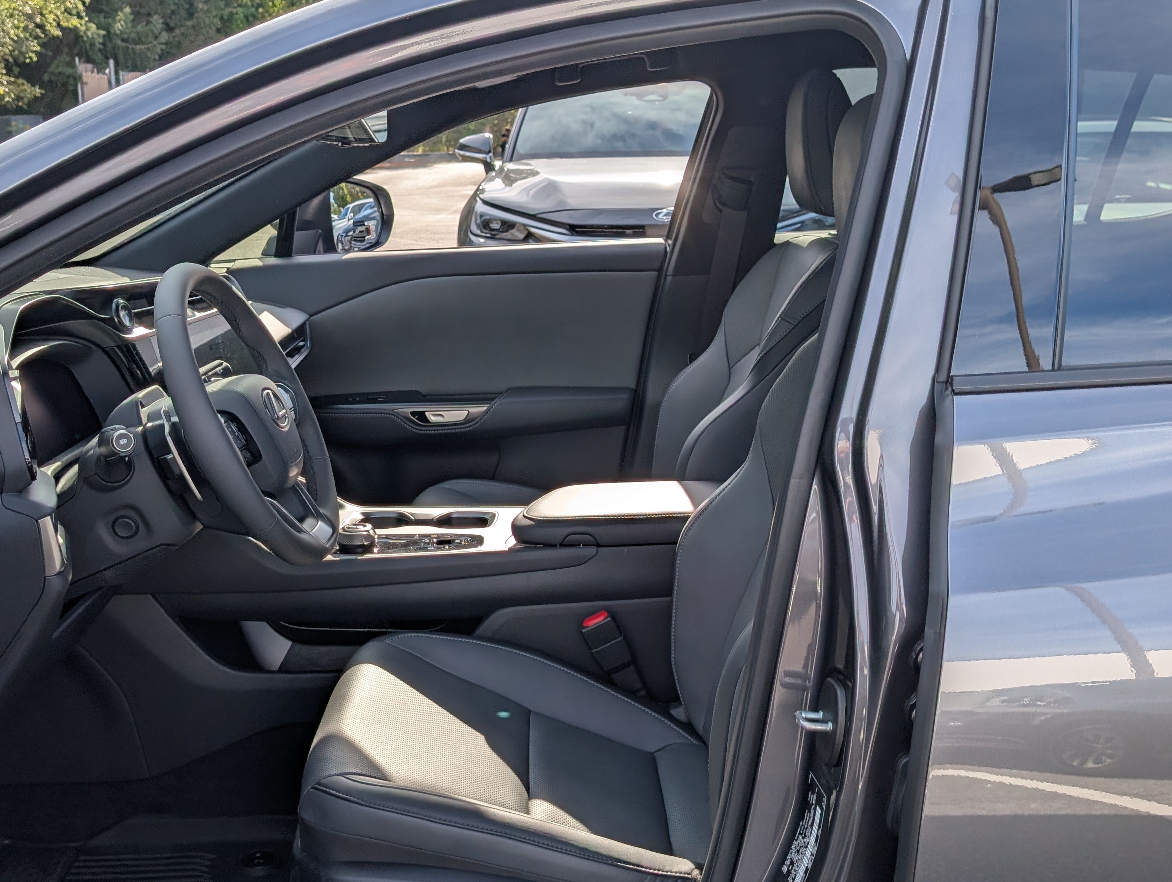 Certified 2026 Lexus RZ 450e AWD w/ Technology Package image 16