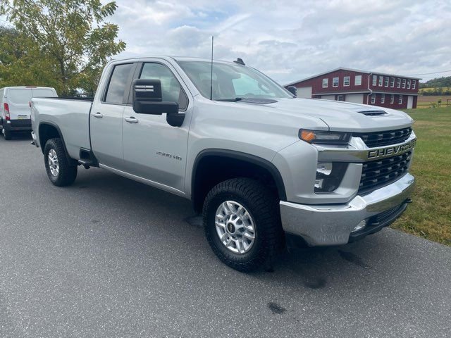 Used 2022 Chevrolet Silverado 2500 LT w/ Convenience Package image 6