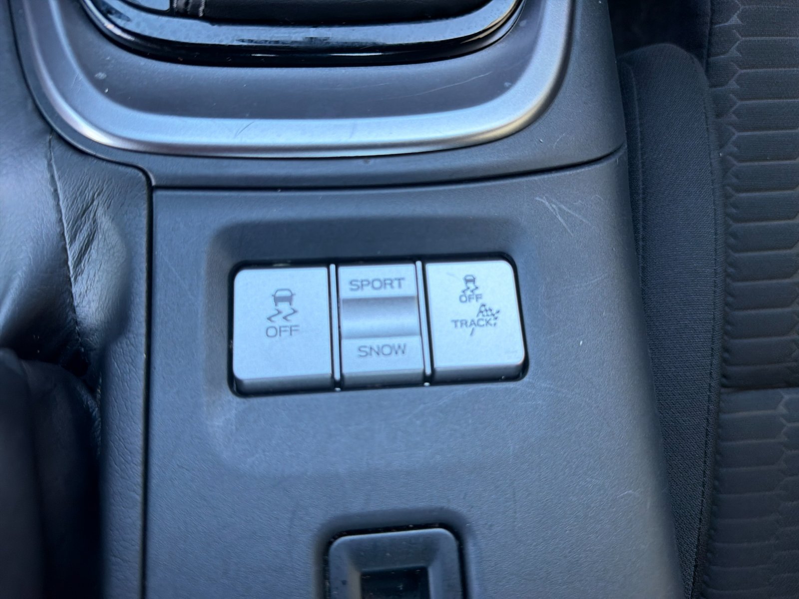 Used 2025 Toyota GR86 w/ ALL Weather Mat Package (TMS) RWD image 40