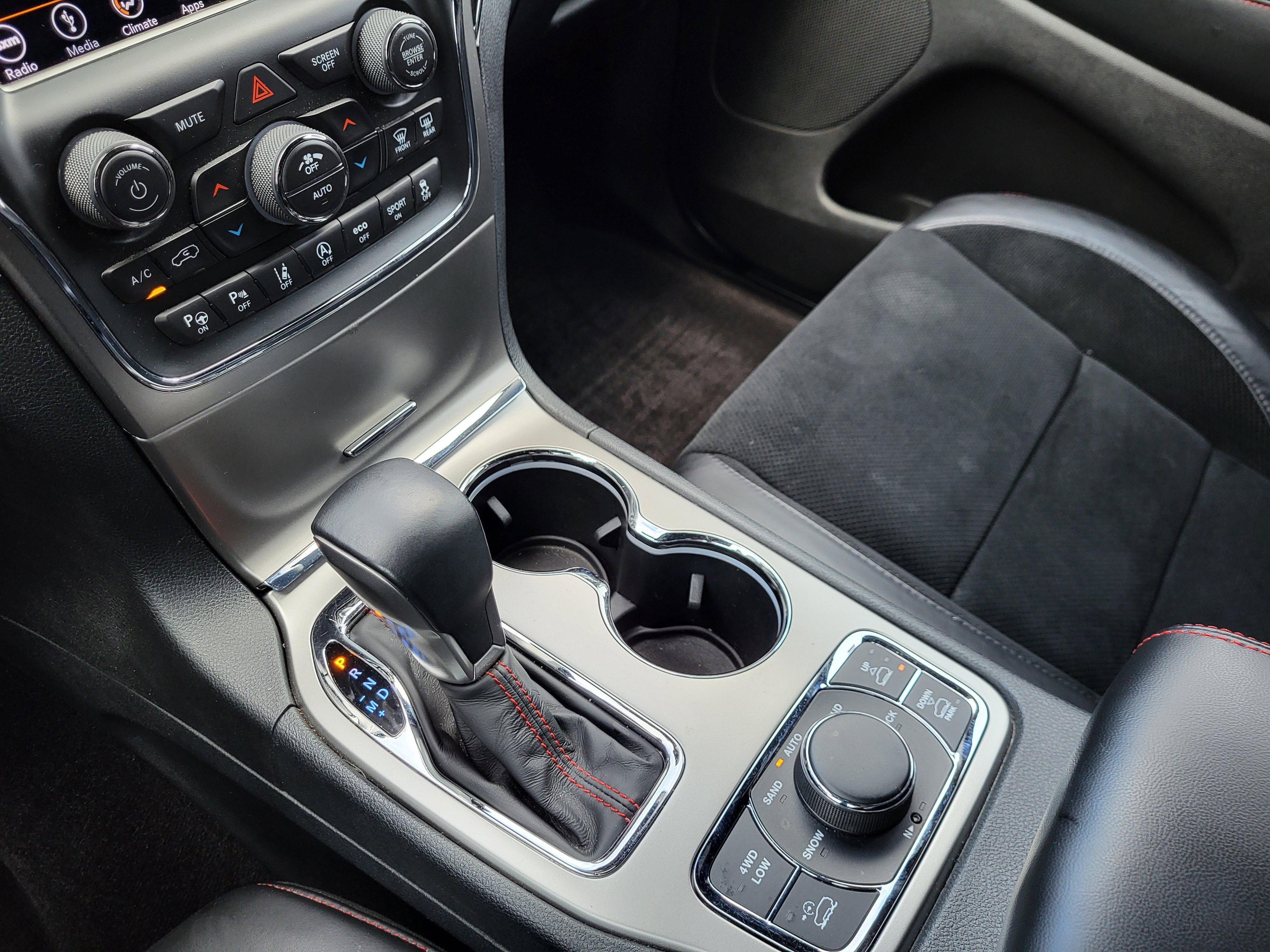 Used 2018 Jeep Grand Cherokee Trailhawk image 27