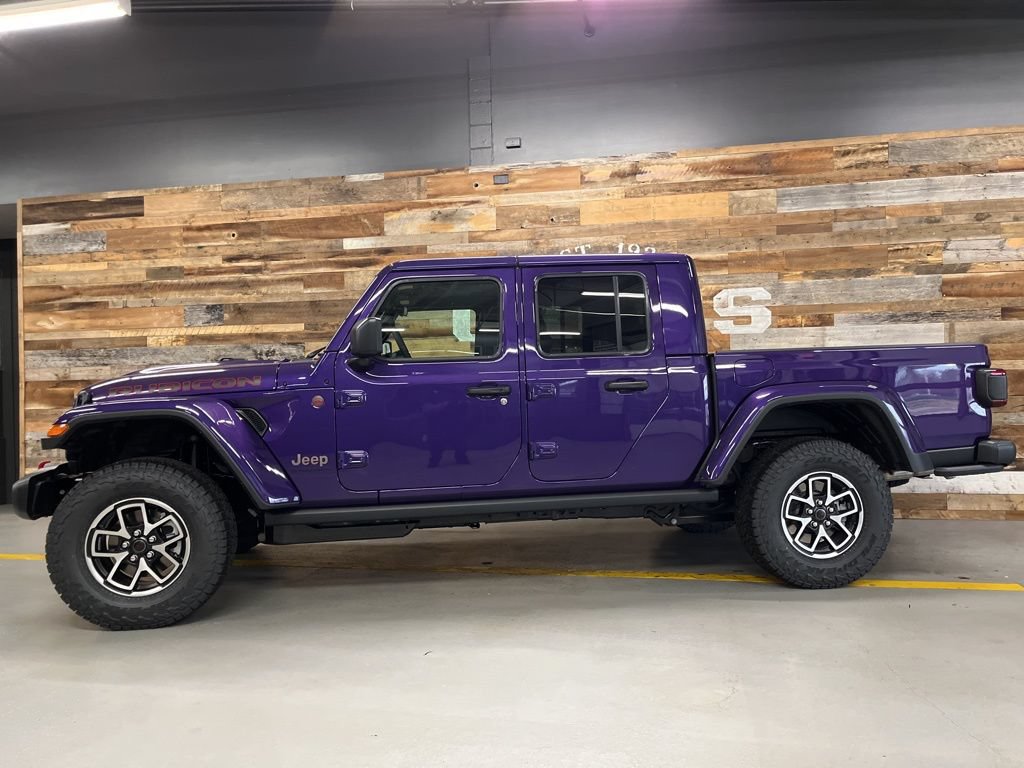 New 2026 Jeep Gladiator Rubicon w/ Steel Power Dome Hood Package AWD/4WD image 20