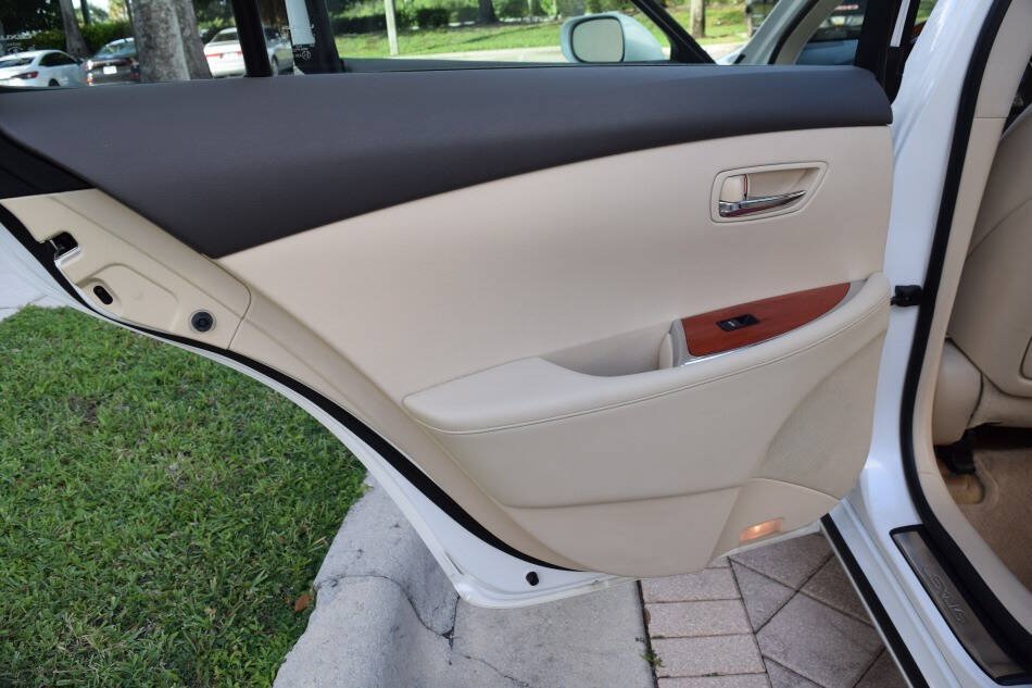 Used 2010 Lexus ES 350 FWD image 76