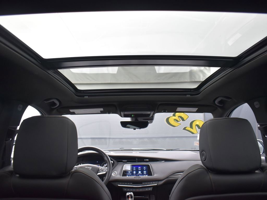 Used 2023 Cadillac XT4 Sport image 30