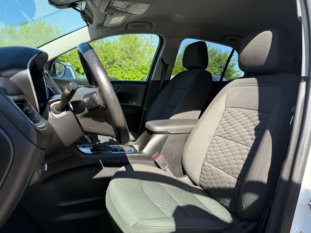Used 2019 Chevrolet Equinox LT FWD image 8