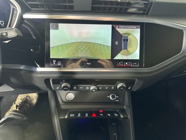 Used 2020 Audi Q3 2.0T Prestige w/ Prestige Package image 21