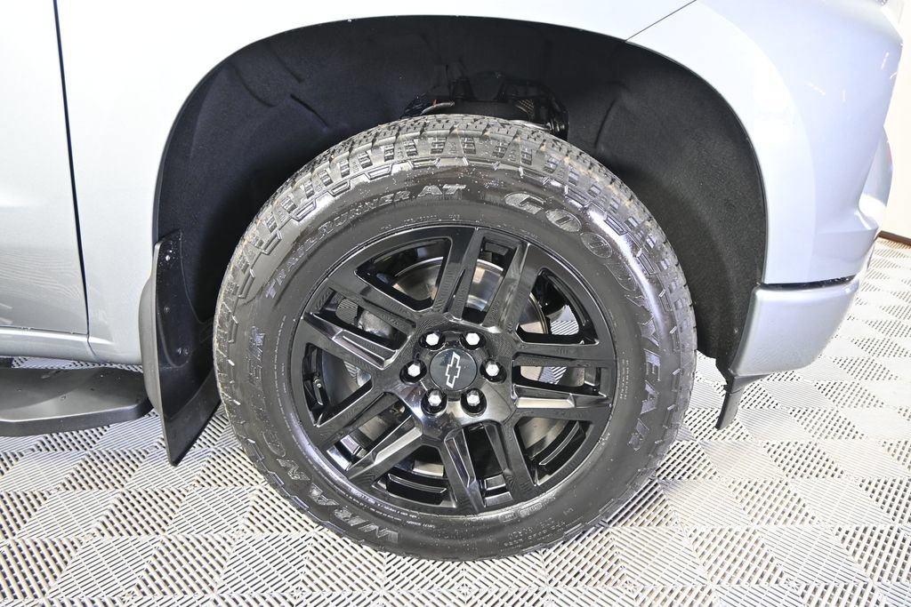 Used 2026 Chevrolet Silverado 1500 RST w/ RST All Star Premium Package AWD/4WD image 12