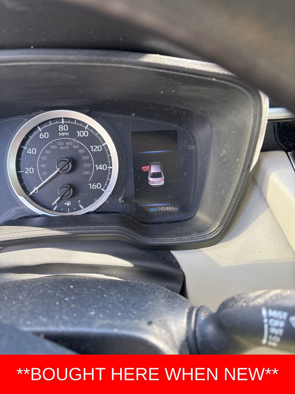 Used 2021 Toyota Corolla LE image 4