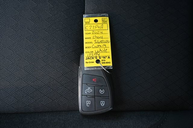 Used 2024 Chevrolet Silverado 1500 Custom w/ LPO, Dark Essentials Package image 27