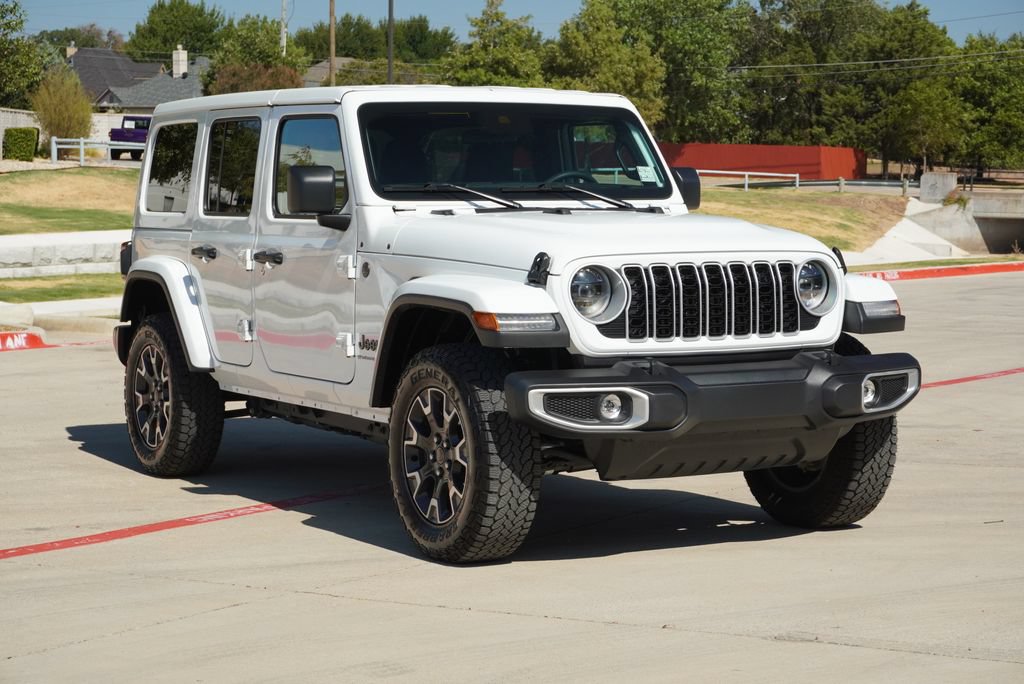 Used 2025 Jeep Wrangler Unlimited Sahara AWD/4WD image 7