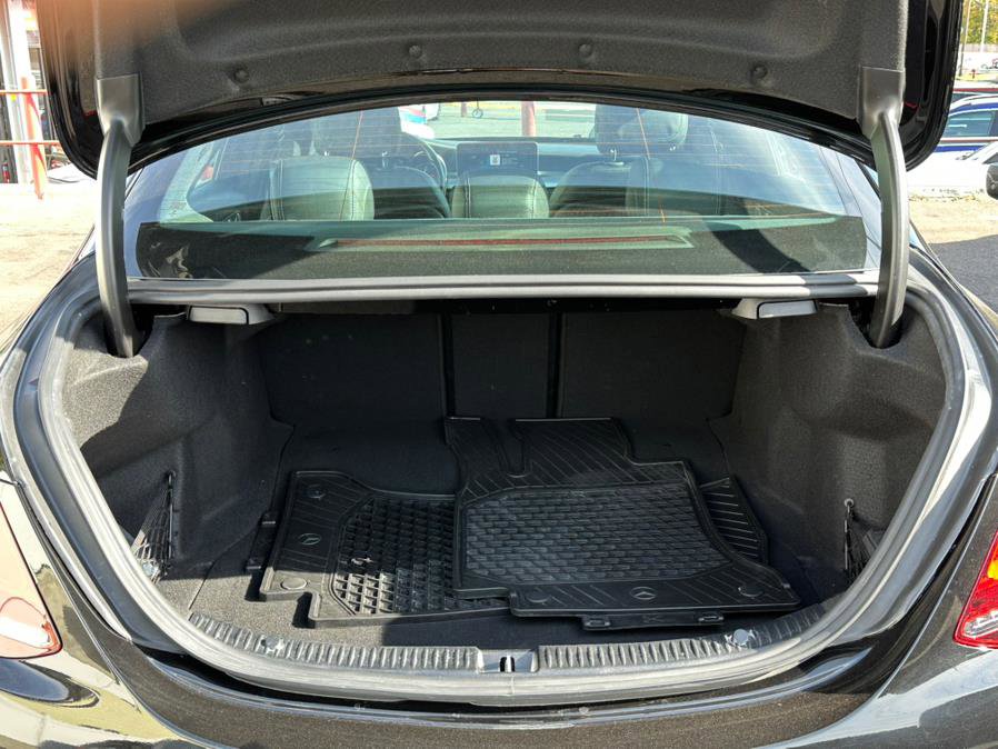 Used 2020 Mercedes-Benz C 300 C 300 4MATIC Sedan image 48