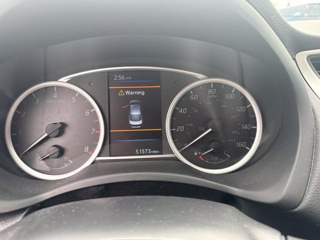 Used 2019 Nissan Sentra SV FWD image 2