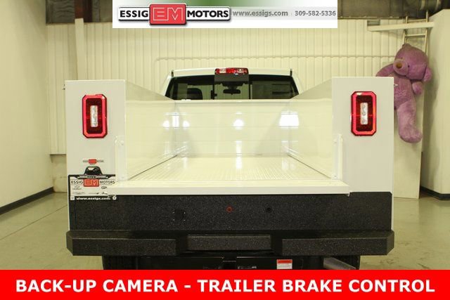 New 2024 RAM 2500 Tradesman w/ Chrome Appearance Group image 39