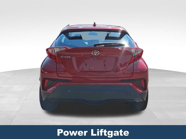 Used 2022 Toyota C-HR XLE FWD image 6