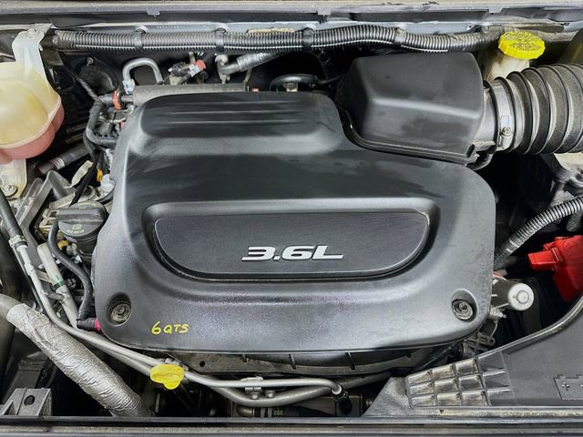 Used 2018 Chrysler Pacifica Touring-L Plus w/ Tire & Wheel Group image 33