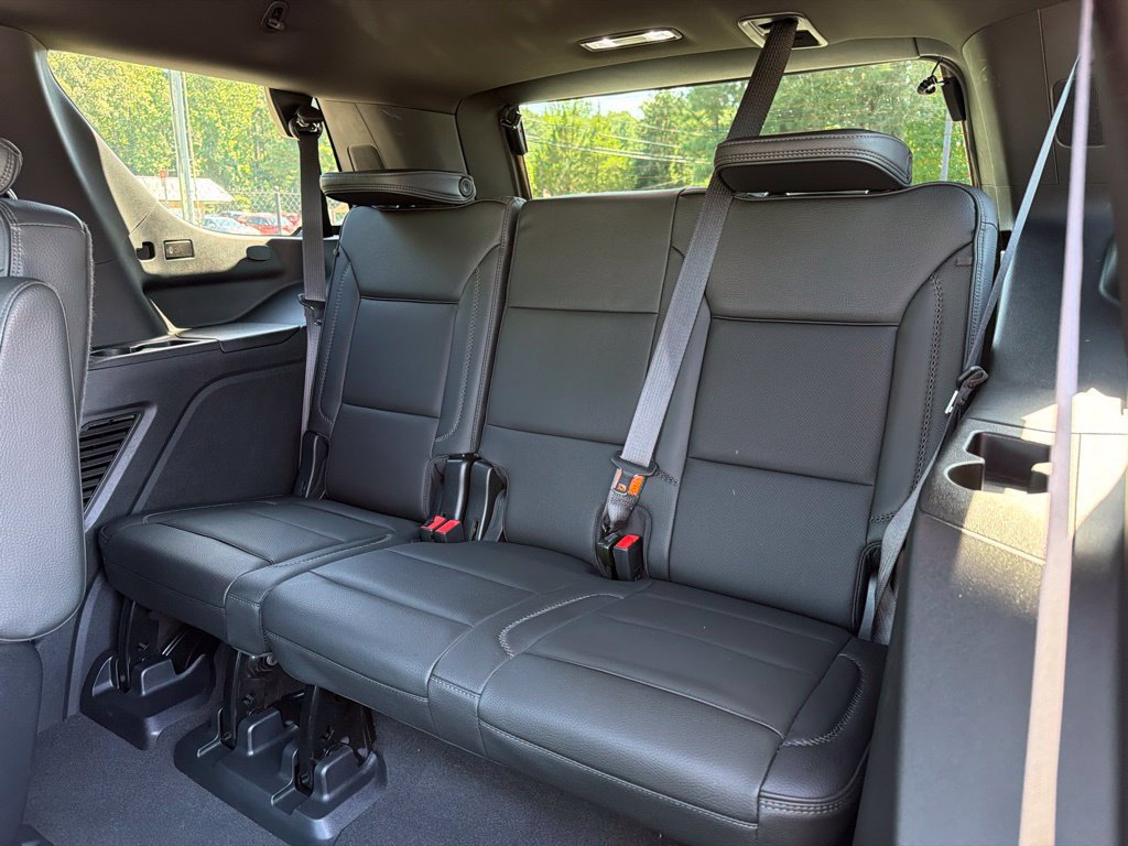 Used 2023 GMC Yukon Denali AWD/4WD image 22