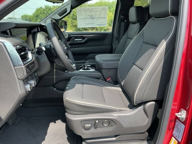 New 2026 GMC Yukon Elevation w/ Elevation Premium Package AWD/4WD image 2