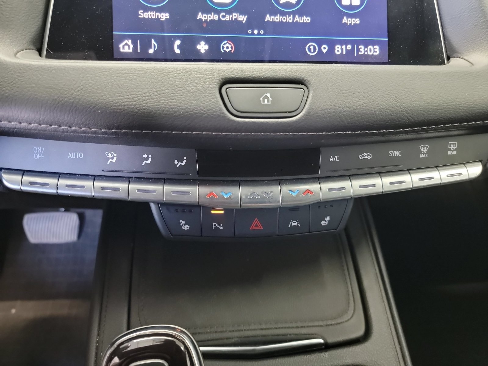 Used 2023 Cadillac XT4 Premium Luxury w/ Cold Weather Package AWD/4WD image 21