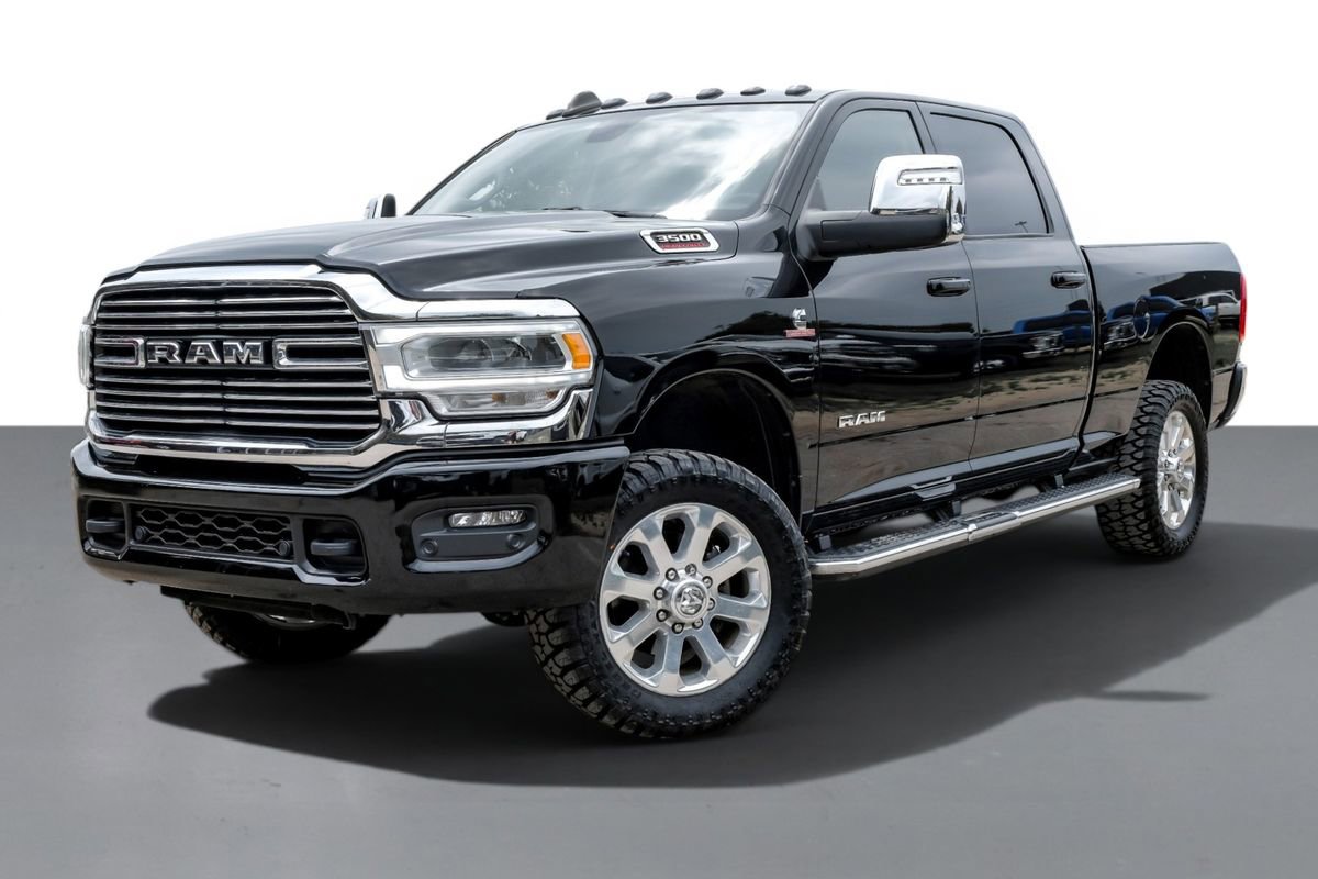 Used 2023 RAM 3500 Laramie AWD/4WD image 4