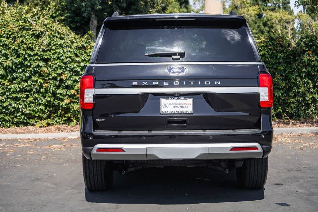 Used 2024 Ford Expedition XLT AWD/4WD image 5