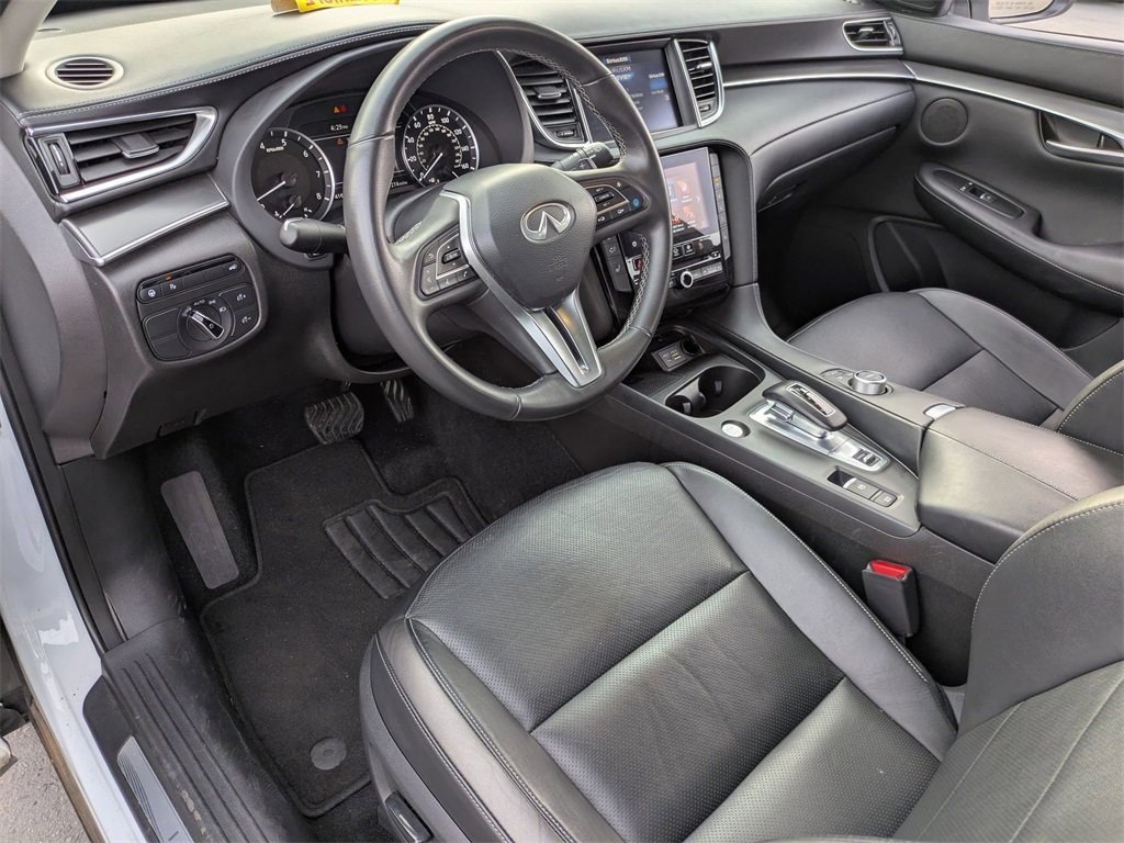 Used 2024 INFINITI QX50 Luxe image 17