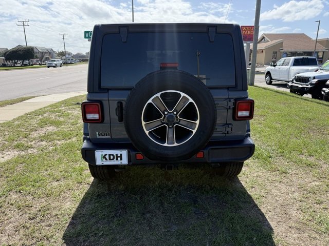 Certified 2023 Jeep Wrangler Sahara w/ Cold Weather Group image 6