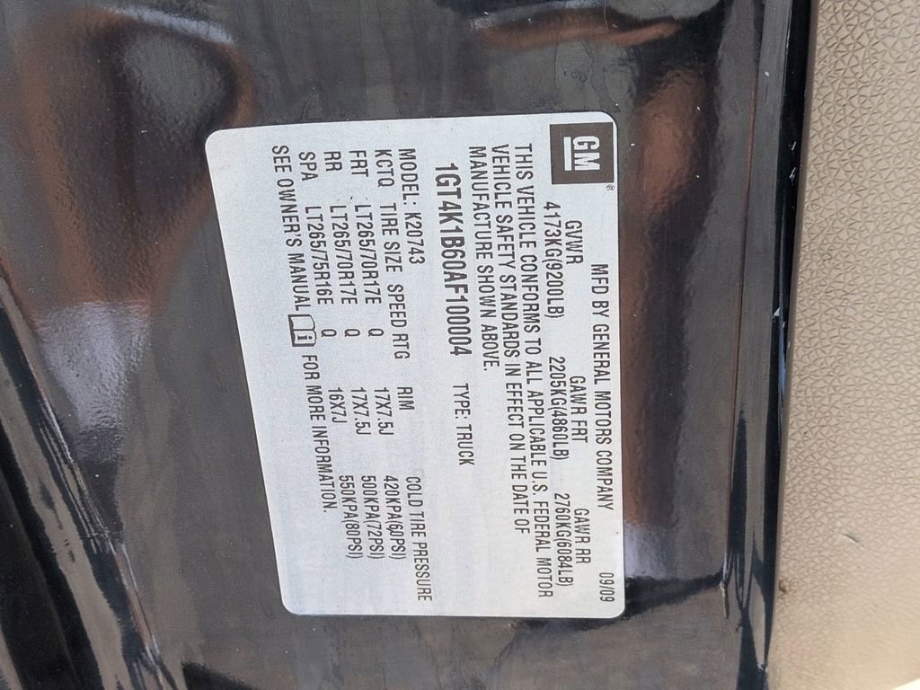 Used 2010 GMC Sierra 2500 SLT w/ Entertainment Package image 33