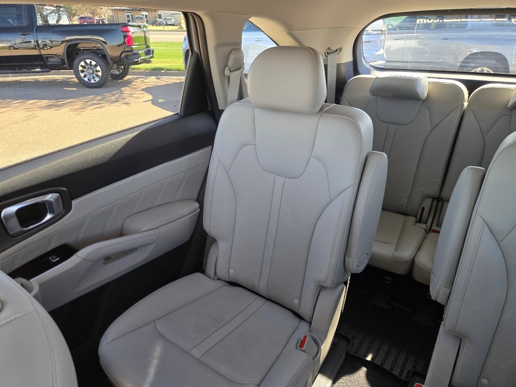 Used 2023 Kia Sorento SX image 20