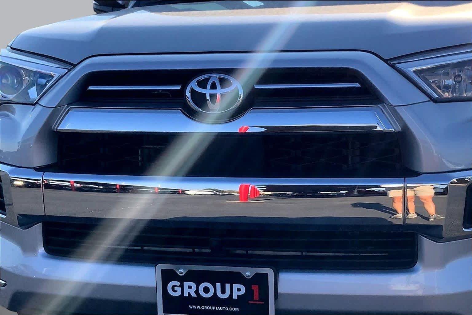 Used 2024 Toyota 4Runner Limited AWD/4WD image 30