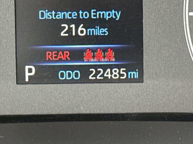 Used 2023 Toyota Corolla Cross L image 28