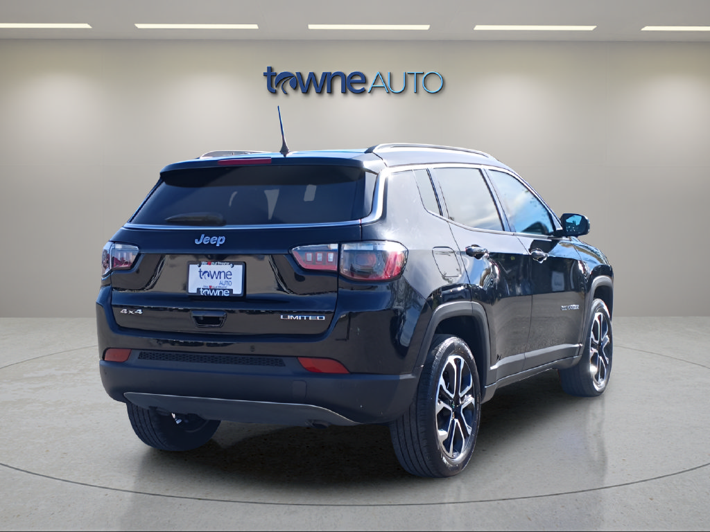 Used 2024 Jeep Compass Limited AWD/4WD image 6
