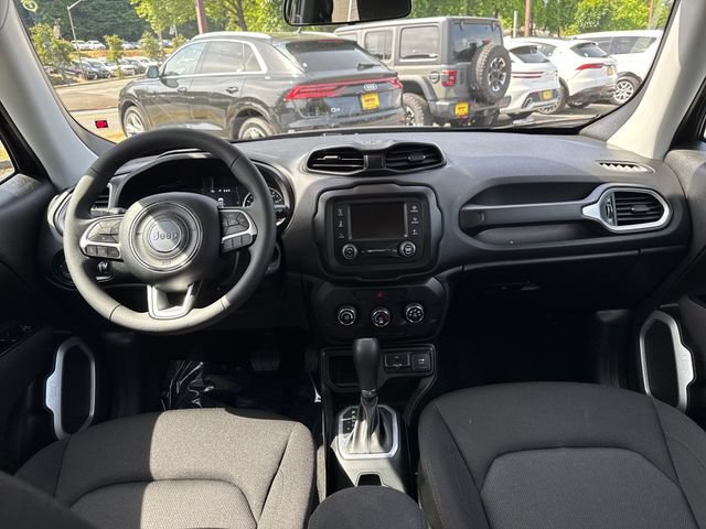 Used 2019 Jeep Renegade Sport w/ Sport Appearance Group FWD image 11