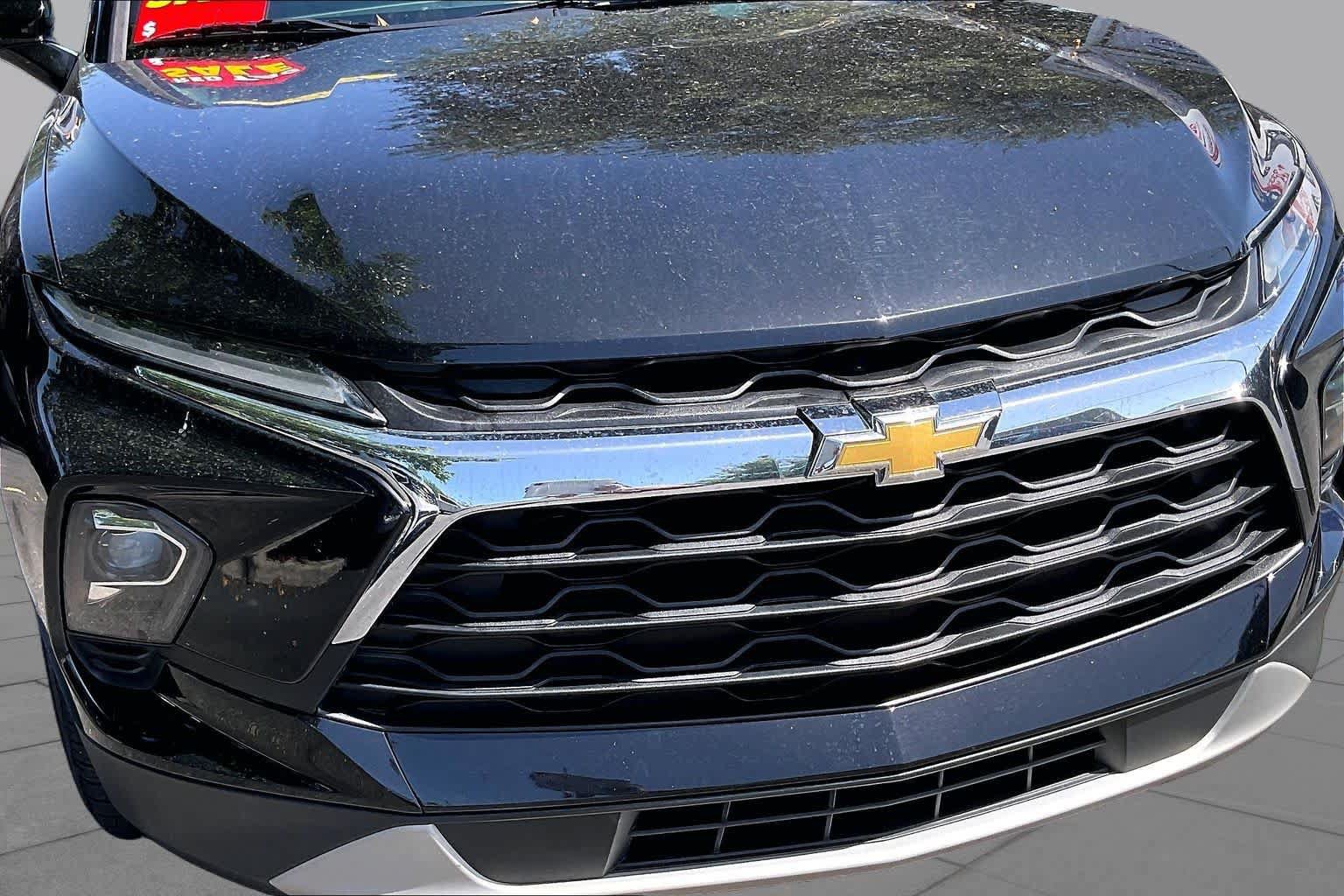 Used 2024 Chevrolet Blazer LT FWD image 29
