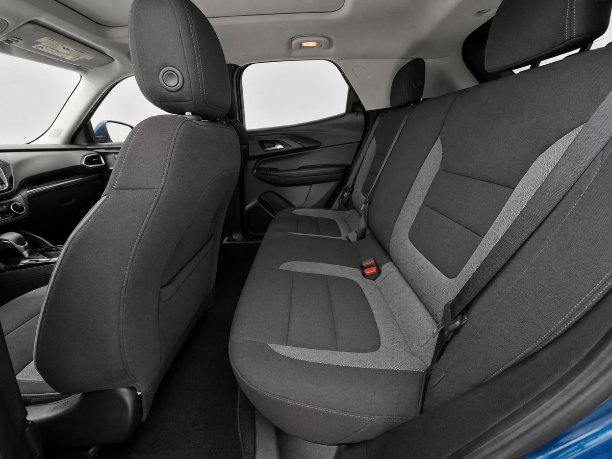 Used 2021 Chevrolet TrailBlazer LT w/ Sun and Liftgate Package FWD image 14
