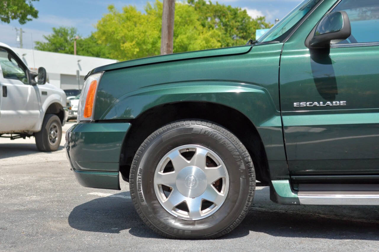 Used 2002 Cadillac Escalade AWD image 6