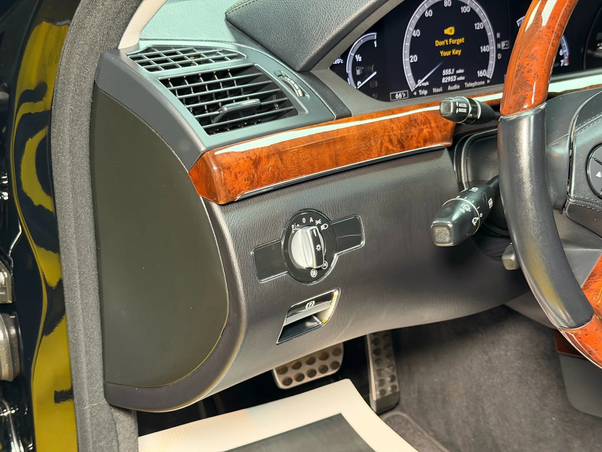 Used 2013 Mercedes-Benz S 550 w/ Sport Pkg Plus One image 36