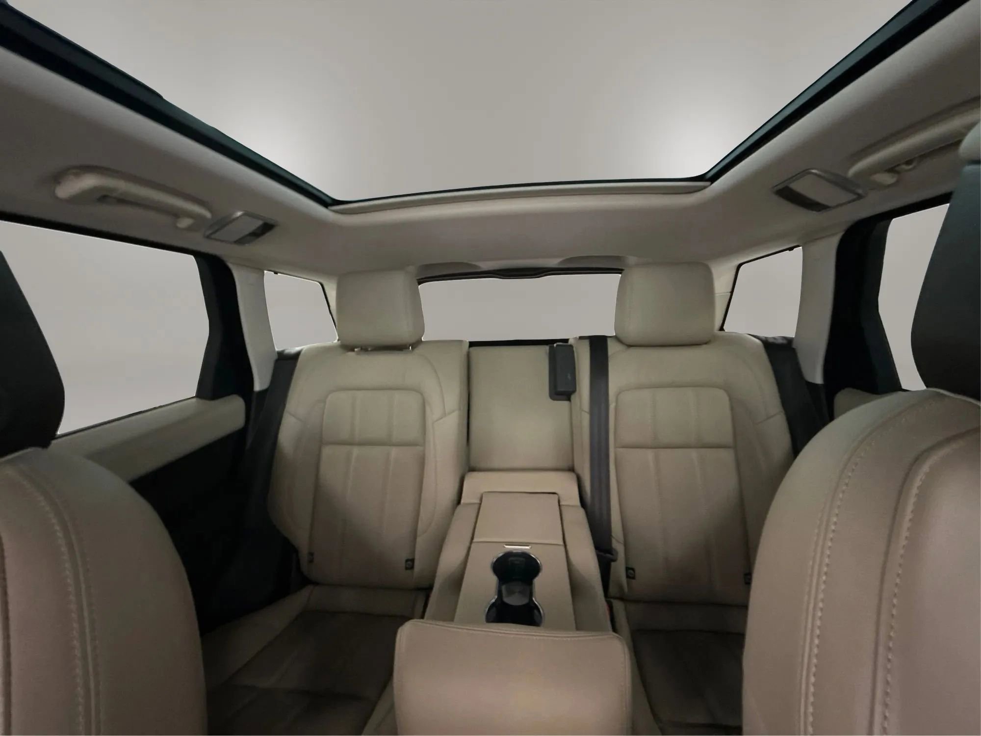 Used 2018 Land Rover Range Rover Sport SE image 15