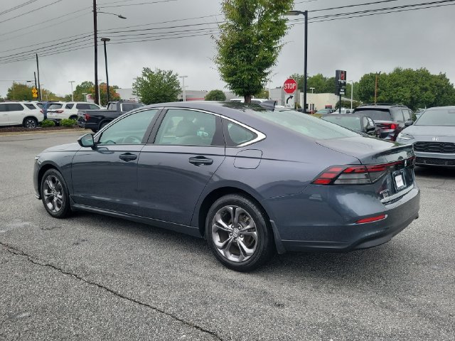 Certified 2023 Honda Accord EX image 6