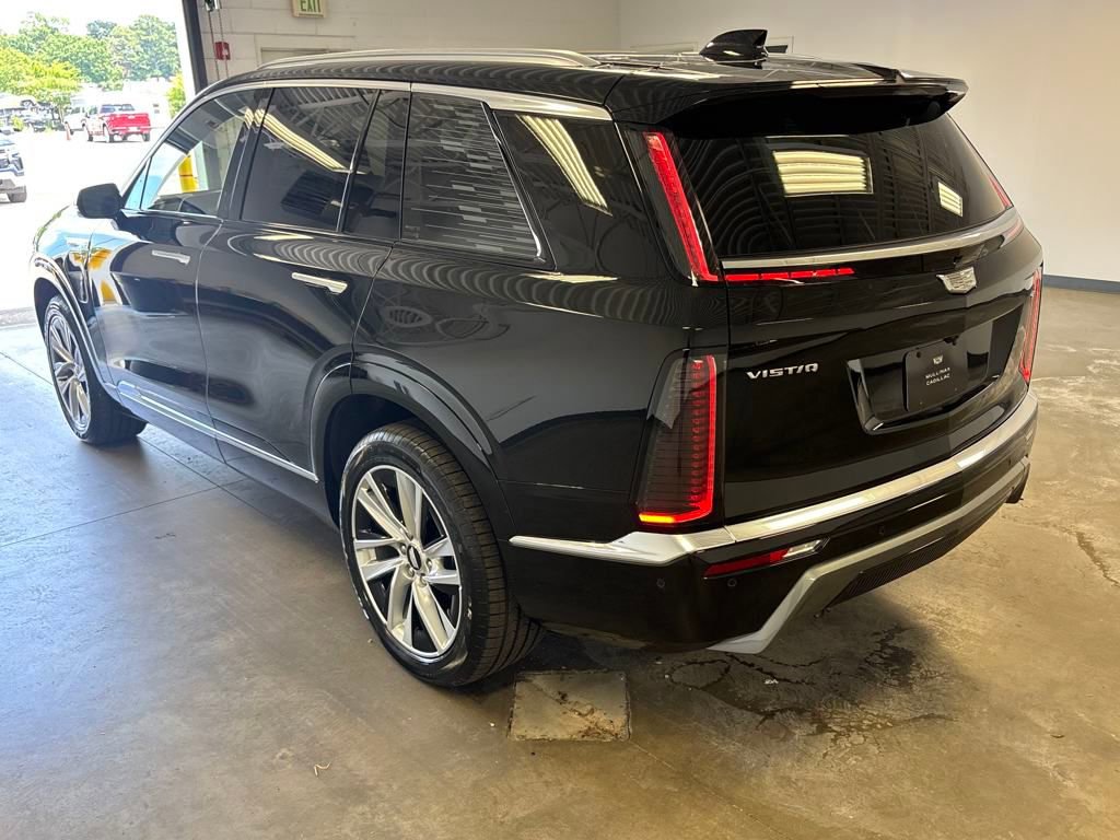 New 2026 Cadillac Vistiq Luxury image 14