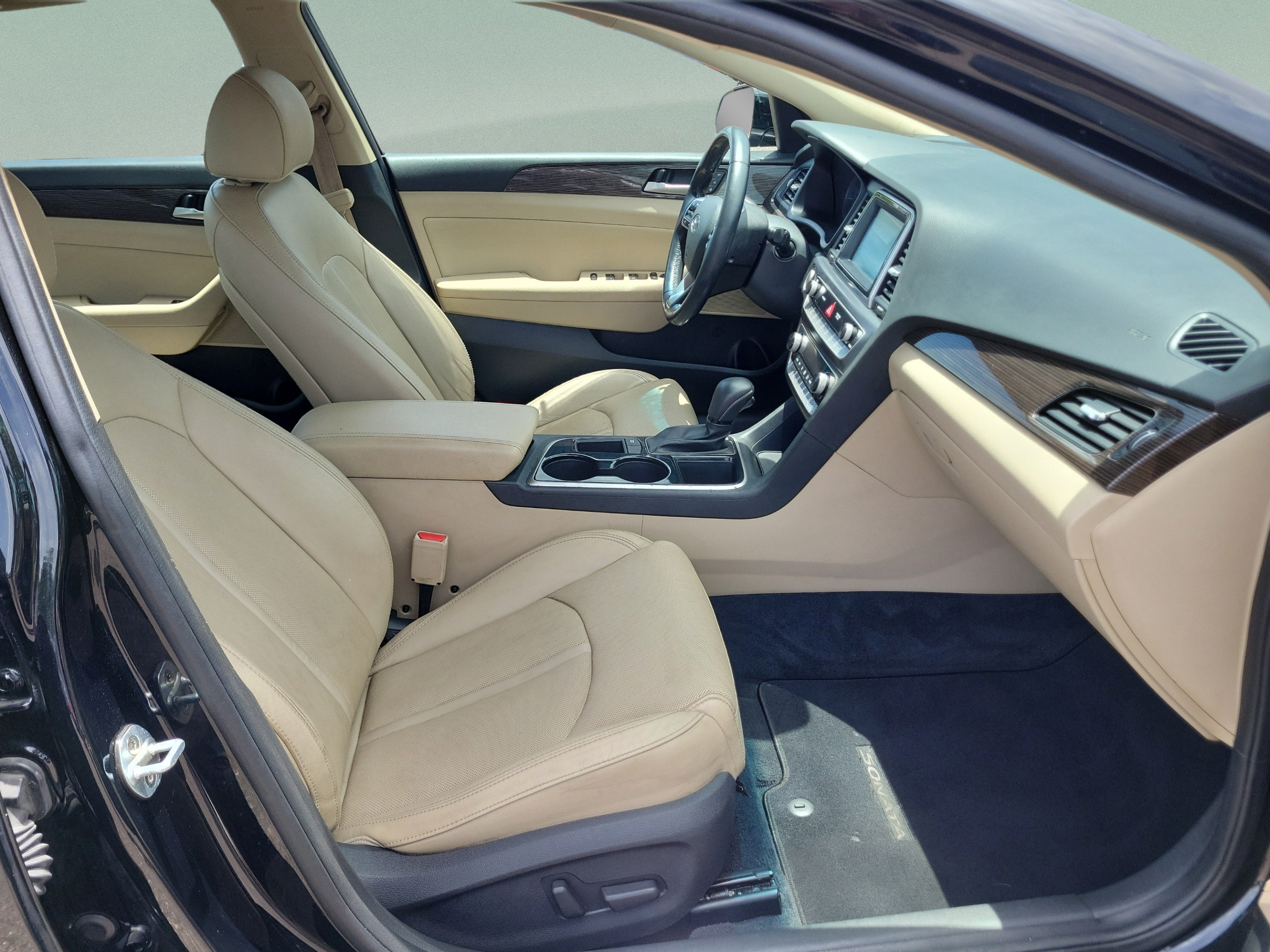 Used 2018 Hyundai Sonata Limited FWD image 18