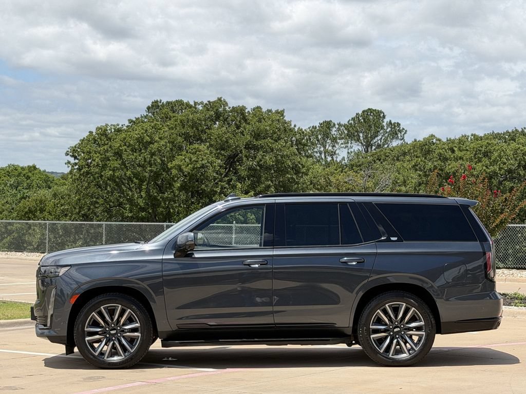 Used 2021 Cadillac Escalade Sport w/ Driver Assist Tech Package AWD/4WD image 3