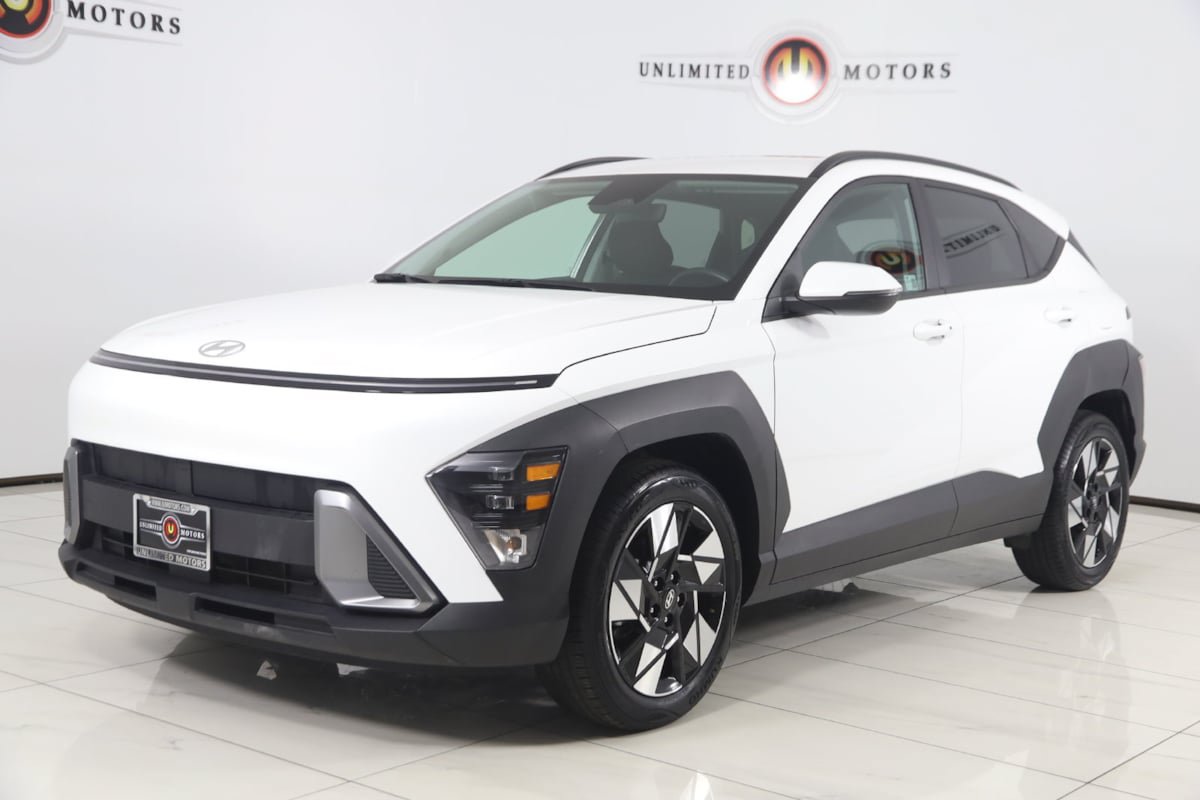 Used 2024 Hyundai Kona SEL FWD image 5